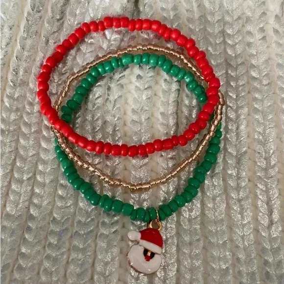 🆕 3pc Christmas Beaded Charm Bracelet Multicolor Set🆕 - Picture 3 of 4